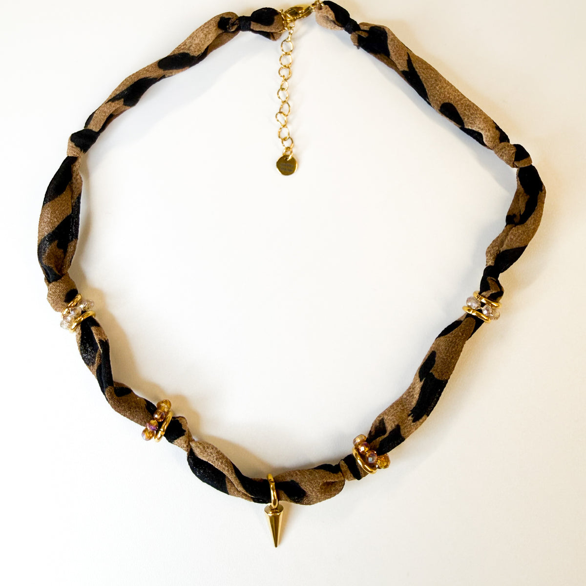 Collier Elijah